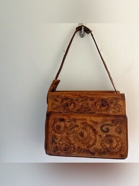 Vintage Mexican Tooled Leather Shoulder Bag